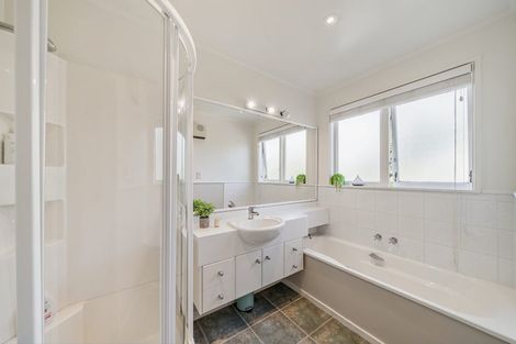 Photo of property in 110 Barton Avenue, Heretaunga, Upper Hutt, 5018