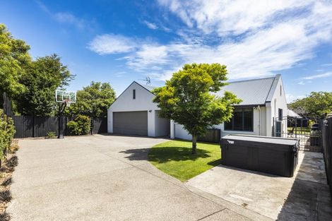 Photo of property in 26 Rue De La Mare, Parklands, Christchurch, 8083