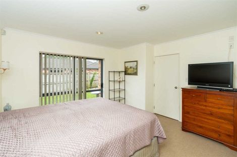 Photo of property in 53 Twickenham Place, Nawton, Hamilton, 3200