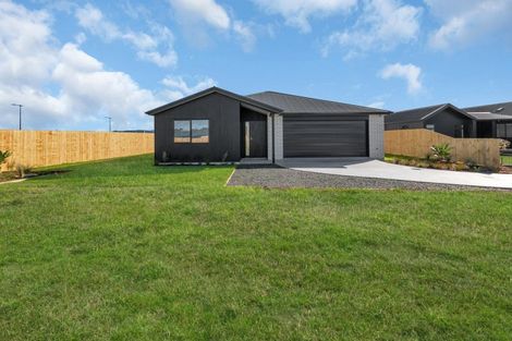 Photo of property in 12 Taurangawaka Road, One Tree Point, 0118