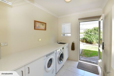 Photo of property in 34 Chesterfield Way, Orewa, 0931