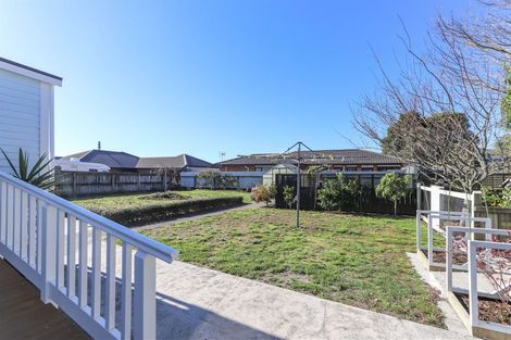 Photo of property in 17 Miro Street, Inglewood, 4330
