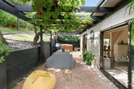 Photo of property in 13 Muritai Crescent, Havelock North, 4130