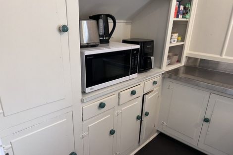 Photo of property in 31 Arlington Street, Mount Cook, Wellington, 6011