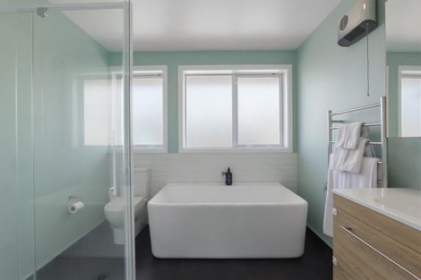 Photo of property in 299 Sawyers Arms Road, Bishopdale, Christchurch, 8053