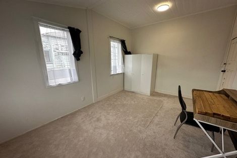 Photo of property in 374 Lake Road, Takapuna, Auckland, 0622