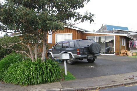 Photo of property in 12 Flounder Point Road, Stillwater, Silverdale, 0993