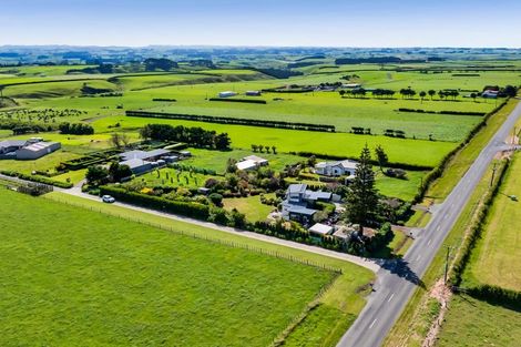 Photo of property in 475 Manawapou Road, Hawera, 4672