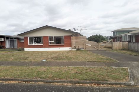 Photo of property in 15 Garden Terrace, Pukekohe, 2120