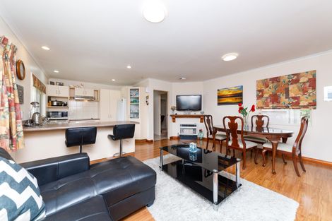 Photo of property in 1 Lancewood Lane, Roslyn, Palmerston North, 4414