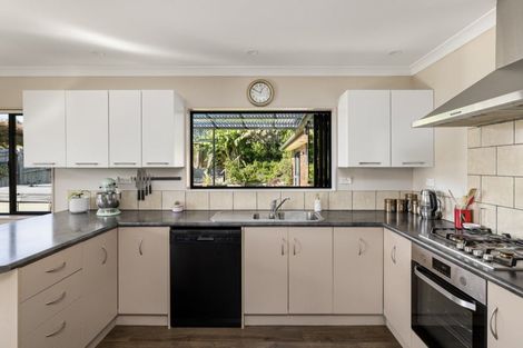 Photo of property in 57 Oteki Park Drive, Welcome Bay, Tauranga, 3112