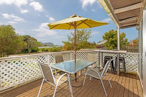 Photo of property in 4 Hinekura Road, Tolaga Bay, 4077