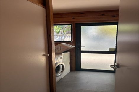 Photo of property in 2/818 East Coast Road, Oteha, Auckland, 0630