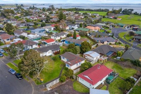 Photo of property in 12 Crispian Place, Weymouth, Auckland, 2103