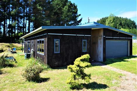 Photo of property in 1 Barclay Grove, Hokio Beach, Levin, 5571