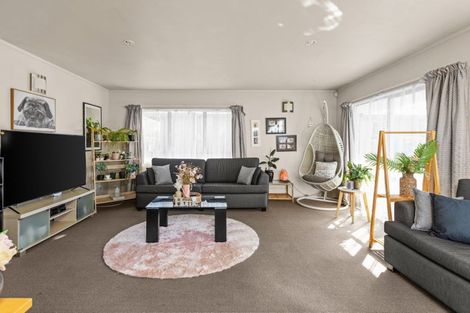 Photo of property in 914 Grove Road, Mayfair, Hastings, 4122