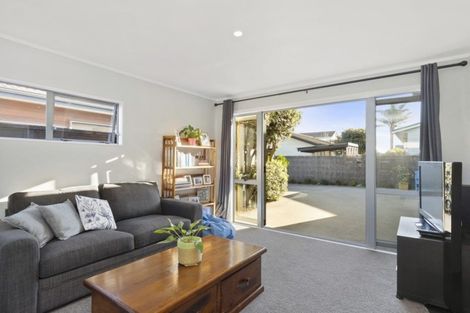 Photo of property in 61b Dickson Road, Papamoa Beach, Papamoa, 3118