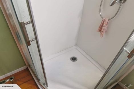 Photo of property in 1/50 Onewa Road, Northcote Point, Auckland, 0627