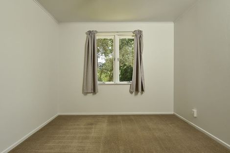 Photo of property in 83 Farquhar Road, Glendene, Auckland, 0602