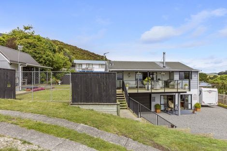 Photo of property in 6 Turangitukua Terrace, Kuratau, Turangi, 3381