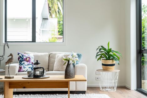 Photo of property in 1/4 Marama Street, Castor Bay, Auckland, 0620