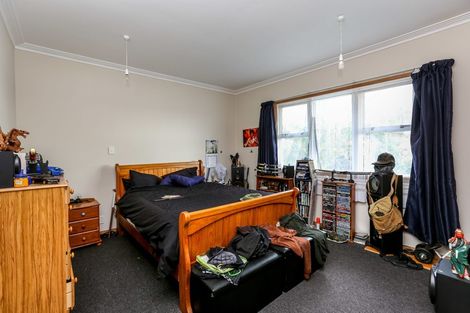 Photo of property in 41a Omata Road, Marfell, New Plymouth, 4310