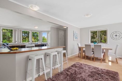 Photo of property in 18 Evan Street, Belmont, Auckland, 0622