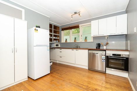 Photo of property in 4 Williams Place, Fairfield, Hamilton, 3214