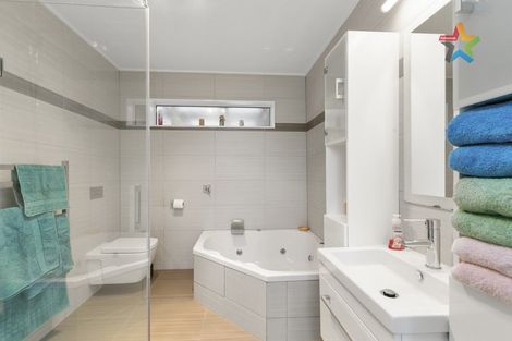 Photo of property in 71 Wellington Road, Wainuiomata, Lower Hutt, 5014