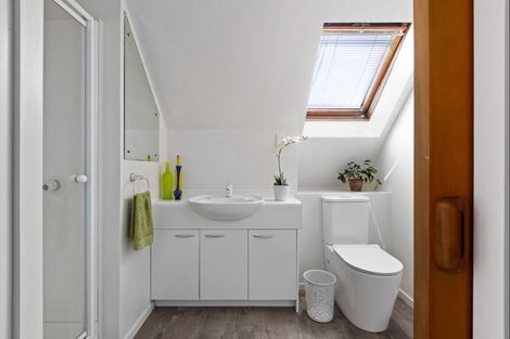 Photo of property in 4/96 William Bayes Place, Red Beach, 0932