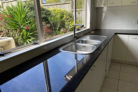 Photo of property in 28 Santa Ana Drive, Dannemora, Auckland, 2016