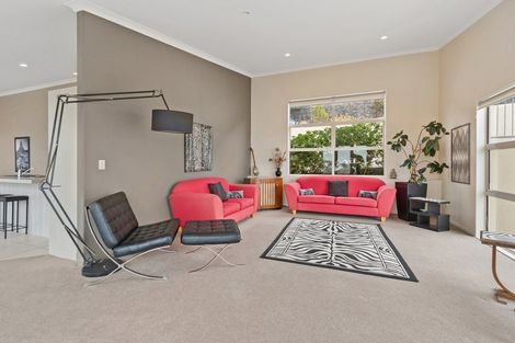 Photo of property in 6 Redcliffs View Lane, Redcliffs, Christchurch, 8081