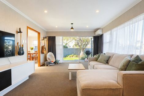 Photo of property in 1 Thorpe Street, Fairview Downs, Hamilton, 3214