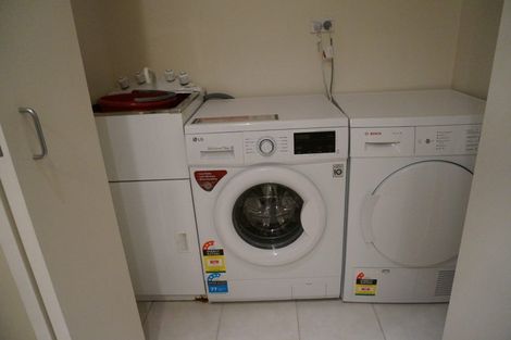 Photo of property in 1/30 Opito Way, East Tamaki, Auckland, 2013