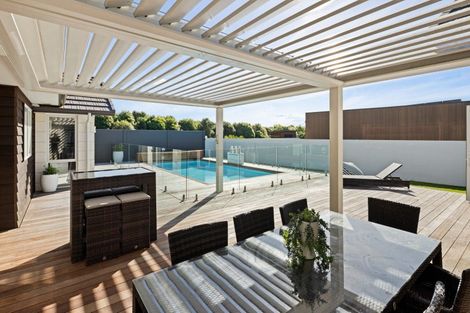 Photo of property in 19 Mike Smith Drive, Cambridge, 3434