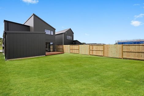 Photo of property in 72 Overton Street, Rototuna North, 3210