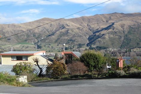 Photo of property in 30 Lismore Street, Wanaka, 9305