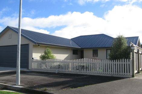 Photo of property in 47 Florence Avenue, Palmerston North, 4414