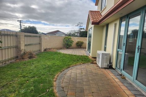 Photo of property in 266 Edgeware Road, Edgeware, Christchurch, 8013