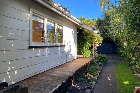 Photo of property in 33 Kuku Street, Te Awanga, 4102