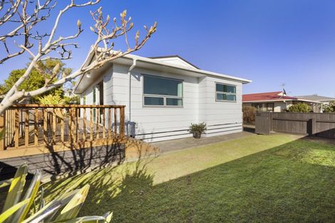 Photo of property in 68 Bayly Street, Waitara, 4320