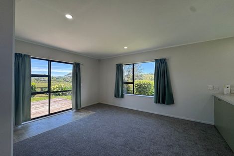 Photo of property in 328 Tourist Road, Clevedon, Papakura, 2585