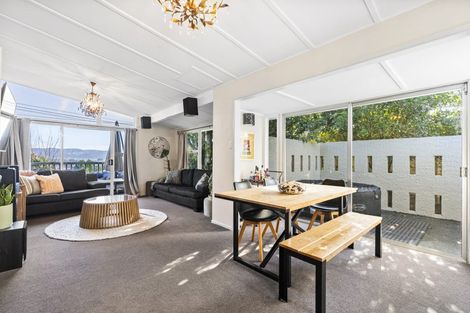 Photo of property in 102 Old Onerahi Road, Onerahi, Whangarei, 0110