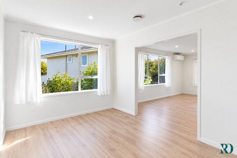 Photo of property in 38 Sunline Avenue, Massey, Auckland, 0614