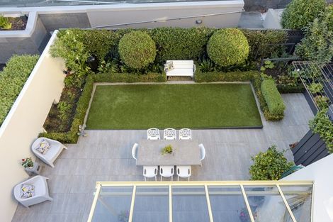 Photo of property in 2/23 Napier Street, Freemans Bay, Auckland, 1011