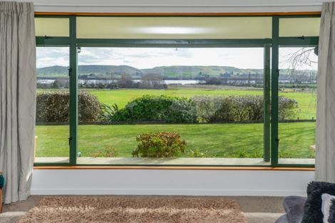 Photo of property in 400 Porangahau Road, Waipukurau, 4282