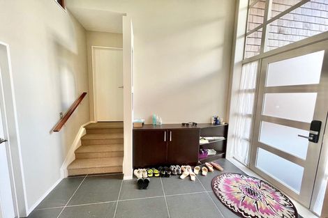 Photo of property in 92a Schnapper Rock Road, Schnapper Rock, Auckland, 0632