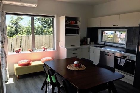 Photo of property in 3c Sidlaw Street, Strathmore Park, Wellington, 6022