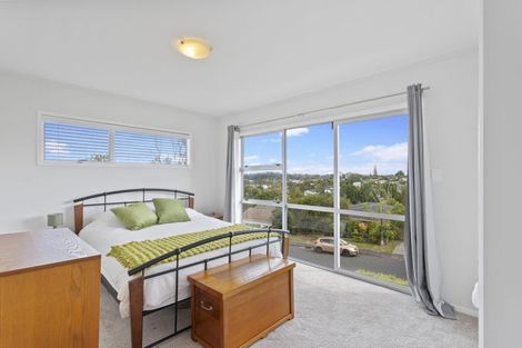 Photo of property in 35 Terra Nova Street, Glen Eden, Auckland, 0602