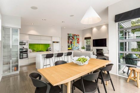 Photo of property in 42 Livingstone Street, Westmere, Auckland, 1022